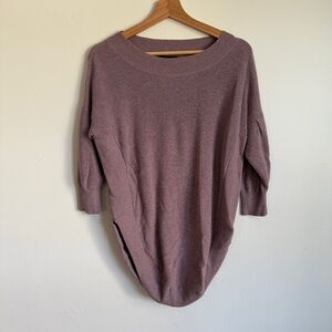 Express Women's Dusty Purple Crew Neck Sweater